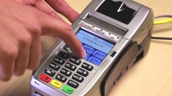 Como escolher uma máquina de cartão? Máquinas de cartão