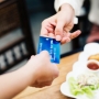 Como receber cartão alimentação na máquina de cartão?