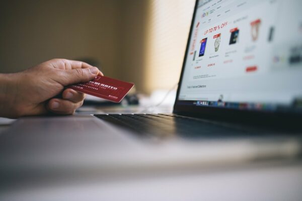 Como funciona o limite de um cartão de crédito? Limite do cartão