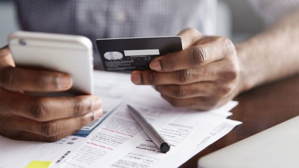 Como pagar contas com o cartão de crédito? Pagando contas com cartão