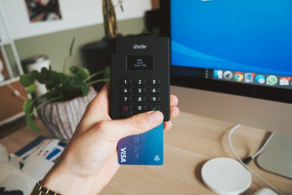 Preciso de uma máquina de cartão da Visa? Escolhendo máquina de cartão Visa