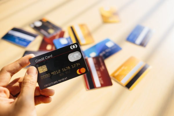 Como fazer vendas sem o cartão presente? Transações com cartão não presente