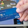 Cartão de débito: o que é e como funciona?